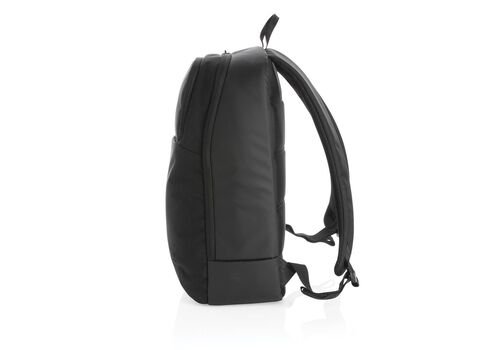 Swiss Peak laptop backpack with UV-C sterilizer pocket, blac