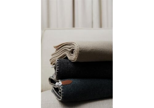 VINGA Bilton recycled blanket, green