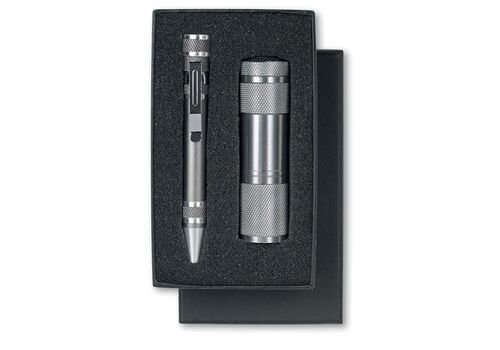 Dviejų dalių įrankių rinkinys